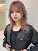 セミロング　顔周り　レイヤーカット　ピンクベージュ　10代20代