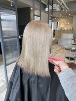 リア 布施店(Lia)&nbsp;ホワイトベージュ