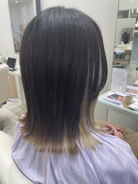 ゼルアヴェダ イオンモール与野(ZELE AVEDA) インナーカラー