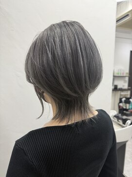 コディー(CODY) ミディアムヘア暗めカラー/デザインカラー/フェイスフレーミング