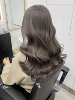 ネハス ナガオカ(nehus.nagaoka)&nbsp;ブリーチ//イメチェン/ホワイトブロンド/外ハネボブ/美髪