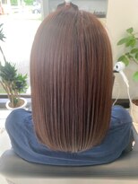 レナータ(Renata) ツヤと指通りを最大限に叶える髪質改善カラー