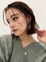 ニチカ(NYCHIKA)&nbsp;30代・40 顔まわりレイヤーの外ハネボブ｜くびれボブ