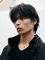 バイフィフス 原宿/表参道(by fifth)&nbsp;原宿メンズパーマニュアンスパーマ短めセンターパートゆるめ黒髪