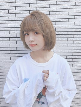 フィン(FiN by allure) 浦前ツバサ/大人かわいい丸みボブミニボブこなれ透明感