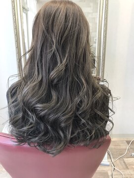 ヘアーサロン イルア 北越谷(hair salon I'LUNA) エヌドットフォギーアッシュ