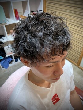 カットクルーオアシス 重信店 ツイストスパイラルマッシュ