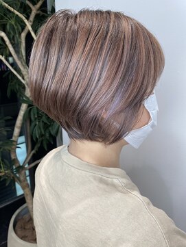 ステア ケース(stair case) 透け感たっぷりラベンダーベージュ　ハイライト　30代40代50代