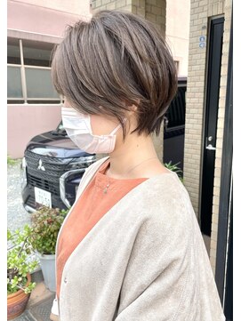 ハグ 横浜(HUG) 柔らかく動く*レイヤーショートボブ
