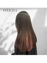 フェリシータ リコルソ(FELICITA RicorsO) 【FELICITA】黒髪ツヤロング×ピンクインナーカラー