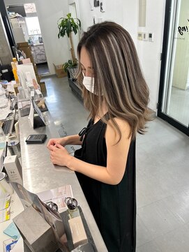 キング 枚方店(K!ng) 【枚方、高槻、梅田】ホワイトハイライト