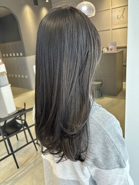 イル(il) シアーアッシュブラウン