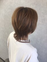 マヴィ(mavie) ウルフカット