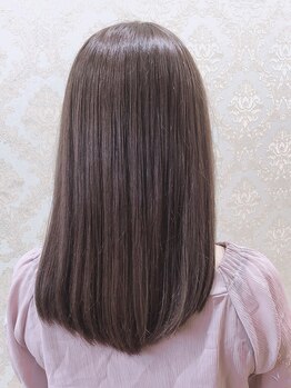 グランヘアー 神居店(GRAN HAIR)の写真/ブリーチ毛やハイダメージでも施術可能！諦めていた癖毛も酸性ストレートでまとまる艶髪へ。