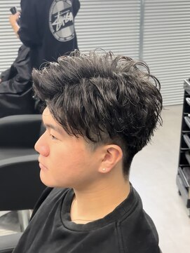 ガオプロデュースバイレボ(gao produced by revo) 大人短髪/ビジネス/メンズパーマ/刈り上げ/ツーブロック/眉毛