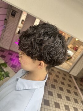 ビンナ(BINNA) シャドウパーマ