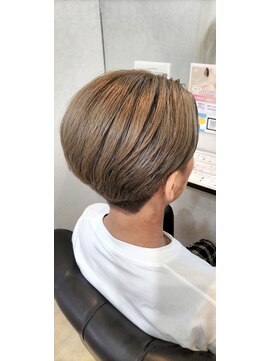 アンビ(ambi) メンズWカラー透明感ベージュ