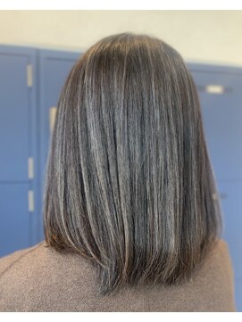 ブルーム 八千代緑が丘(bloom) ナチュラル白髪ぼかしハイライト