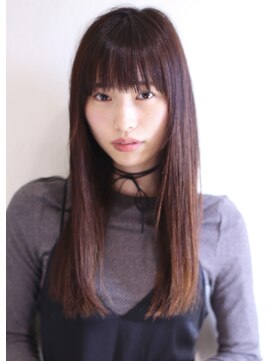 テューアヘアガーデン 豊川店(tua hair garden) サラサラストレートのフェミニンセミロング