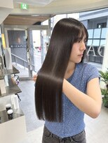 ダーツサンジョウ(DARTS sanjyo)&nbsp;髪質改善ストレートで叶える自然な艶髪ロング