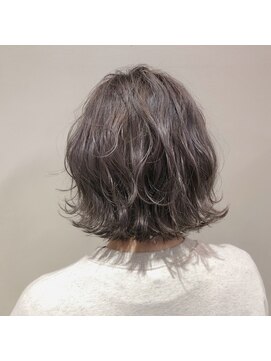 ラッド 心斎橋店(RAD) クリアグレージュ