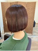 切りっぱなしパツっとボブ