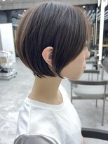 美髪シアーカラーピンクブラウンショートカット切りっぱなしボブ