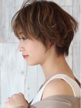 ロッソ 越谷店(Rosso)の写真/お手入れ簡単なのに崩れにくいスタイルはカットから生まれる。忙しい毎日に簡単セットでOKなヘアへ☆[越谷]