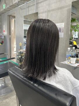 ラック(LUCK) ハイライトグレージュ/切りっぱなし/ミディアム/船橋/艶カラー