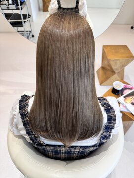 トワ 仙台店(toi) 【ブリーチなしダブルカラー】オリーブベージュ【菊池ムサシ】