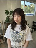 オリーブグレージュ