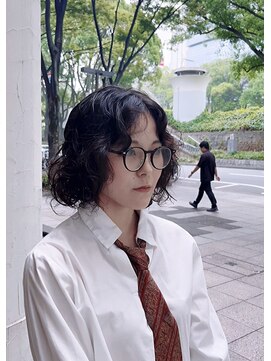 シアン 栄店(CYAN.) 小顔に見せるレイヤーボブパーマ