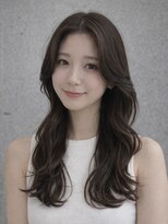 ディーエックス スリー(Dxxxx III)&nbsp;ウェーブ　巻き　韓国　透明感　レイヤー　TOMOKI