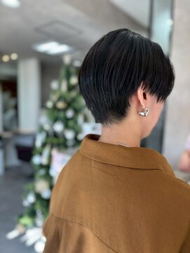 ホワイトストーン WHITE STONE 大人レイヤーショート×ナチュラルブラウン小顔