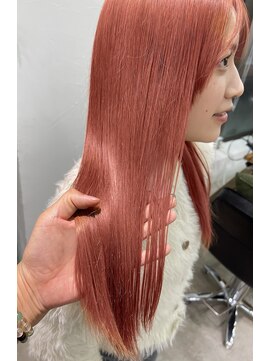 アトリエ リブコ(atelier L.I.B.Co) ほんのりピンクもあるオレンジ