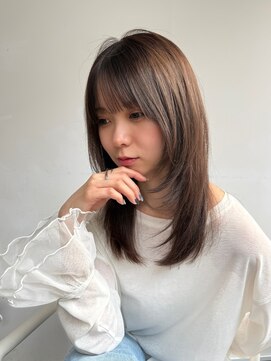 ビプリー(BEAPLY) ストレートでも巻いても可愛いレイヤー