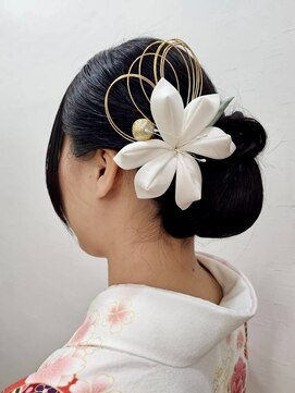 スタジオアイ 伊勢屋呉服店 ヘアセット&着付け