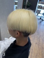 エント(ento)&nbsp;ワンブリーチで作るマッシュ×ブロンドカラー