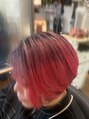 ヘアーアンドメイク ルシエル(hair&make Luxiel)&nbsp;根元は暗めのシルバーにサーモンピンクのルーツカラーが可愛い！