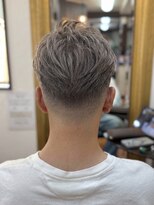 サロン ド ソアン(Salon de SOAN)&nbsp;フェードカット×ブルーシルバーベージュ