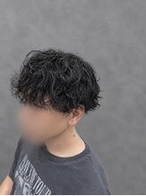 ベロ(Belo)&nbsp;ツーブロック × 波巻きパーマスタイル