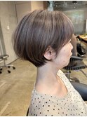 丸みショート　白髪ぼかし