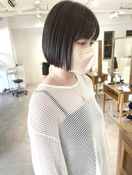 リタ(LITA) 【LITA】ぷつっとボブ×グレージュカラー