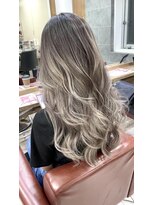 ジゼル(gisele)&nbsp;(小山)バレイヤージュ