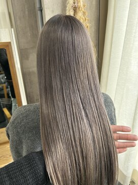 トゥーミー(to mee) アイスブルーラテ♪【新田】