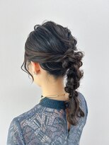 プルクラ ロッポンギ(Pulchra ROPPONGI)&nbsp;ゆるふわポニーテールアレンジヘア（ぽこぽこアレンジ）