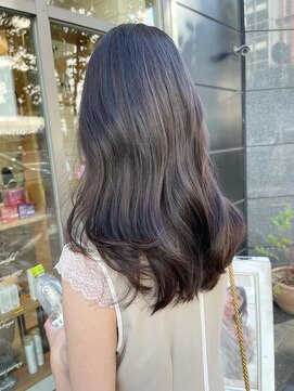 レア 渋谷(Le'a) 暗髪ヘア/暗髪カラー/韓国風レイヤー/顔周り/大人ヘア