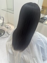 ヘアポジションにかほ&nbsp;ナチュラルなストレート感の縮毛矯正