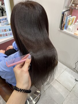 ザトエル 栄(THE TOEL) 髪質改善メテオカラーアッシュグレージュブラウンロングヘア