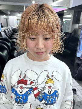 レコ(LECO) ブリーチケアパーマショートボブブロンド